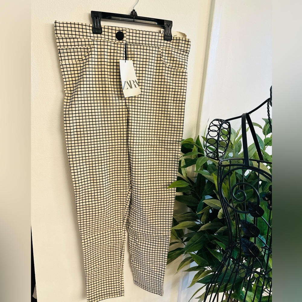 Zara Cream and Black Grid Pattern Trousers